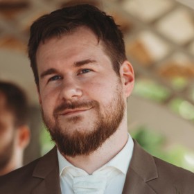 Benedek Tóth