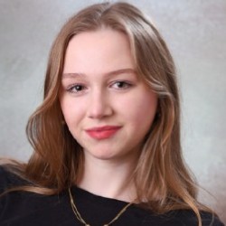 Lily Szöczi