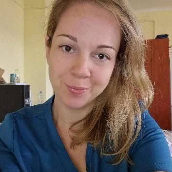 Julia Daroczy