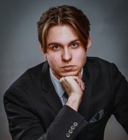 Gulyás Botond