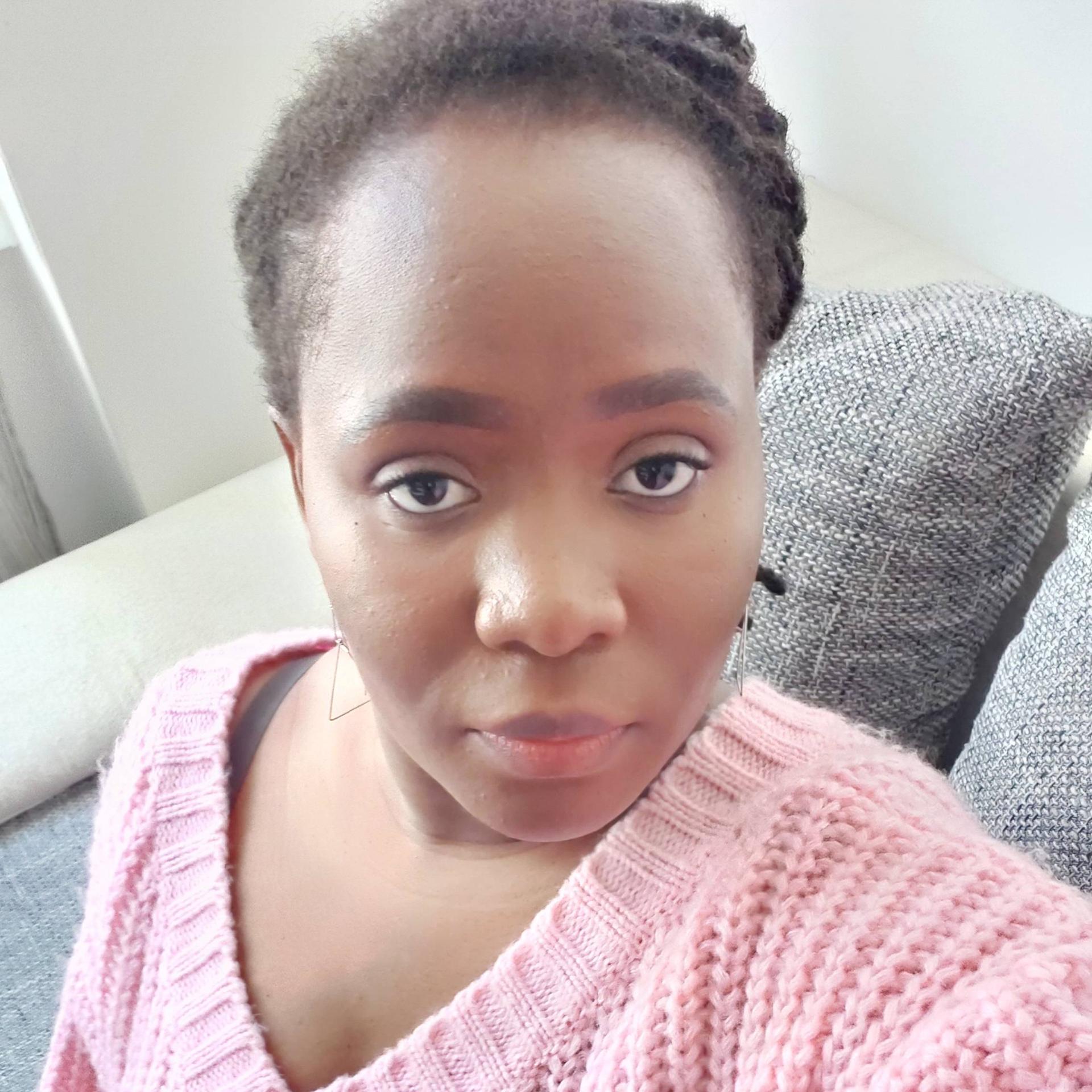 ESENDI LYNDA